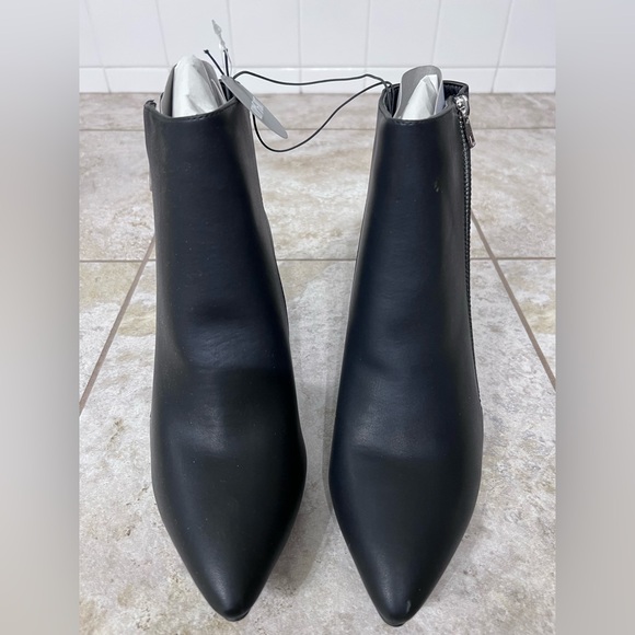 NWT- Heeled Boots - Picture 2 of 5